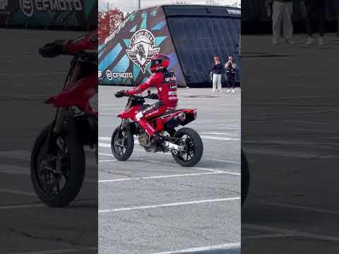 Single cylinder @ducati Hypermotard 698 ￼