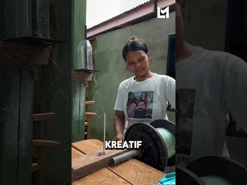 Wanita Kreatif Ini Dapat Mengubah Botol Plastik Bekas Jadi Sangat Bermanfaat ❗