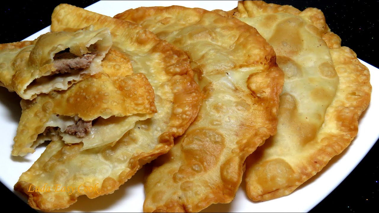 Как приготовить ЧЕБУРЕКИ видео рецепт Очень вкусные и сочные чебуреки Delicious Chebureki recipe