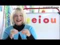 Mastering Short Vowel Sounds Through Engaging Games