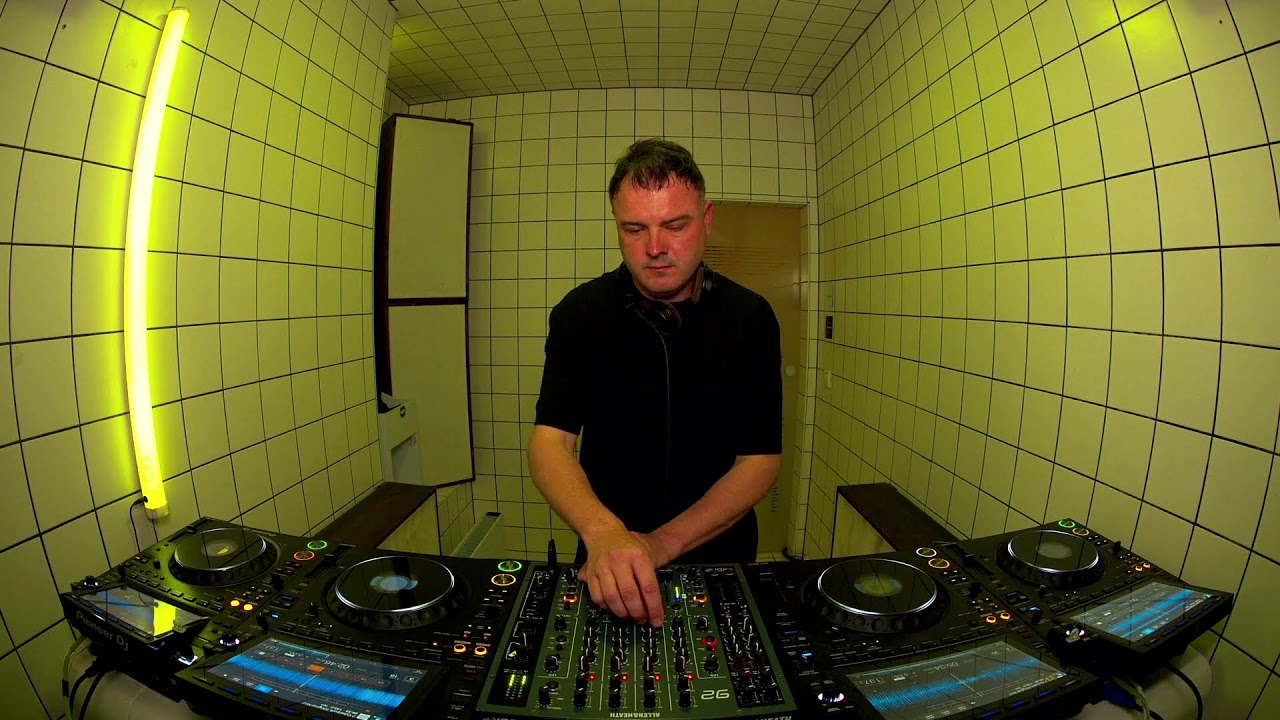 Edgar De Ramon | HÖR – April 15 / 2026