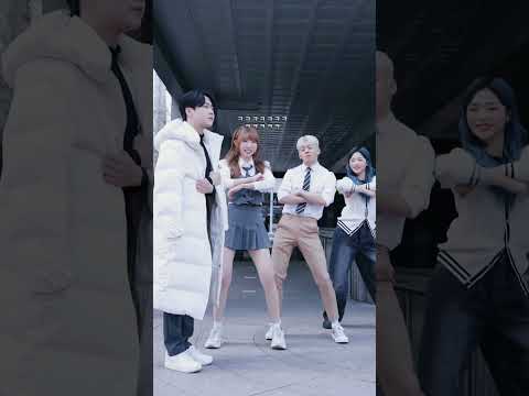 당황해서 처음으로 춤을 까먹어버렸을 때..