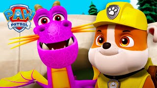 Um dragão brincalhão salta diretamente do livro de histórias de Alex 🐉✨| Patrulha Pata | PAW Patrol