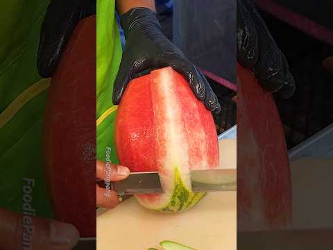 태국 야시장 달인의 깔끔한 수박 자르기 솜씨 - Fresh Watermelon Cutting Skills