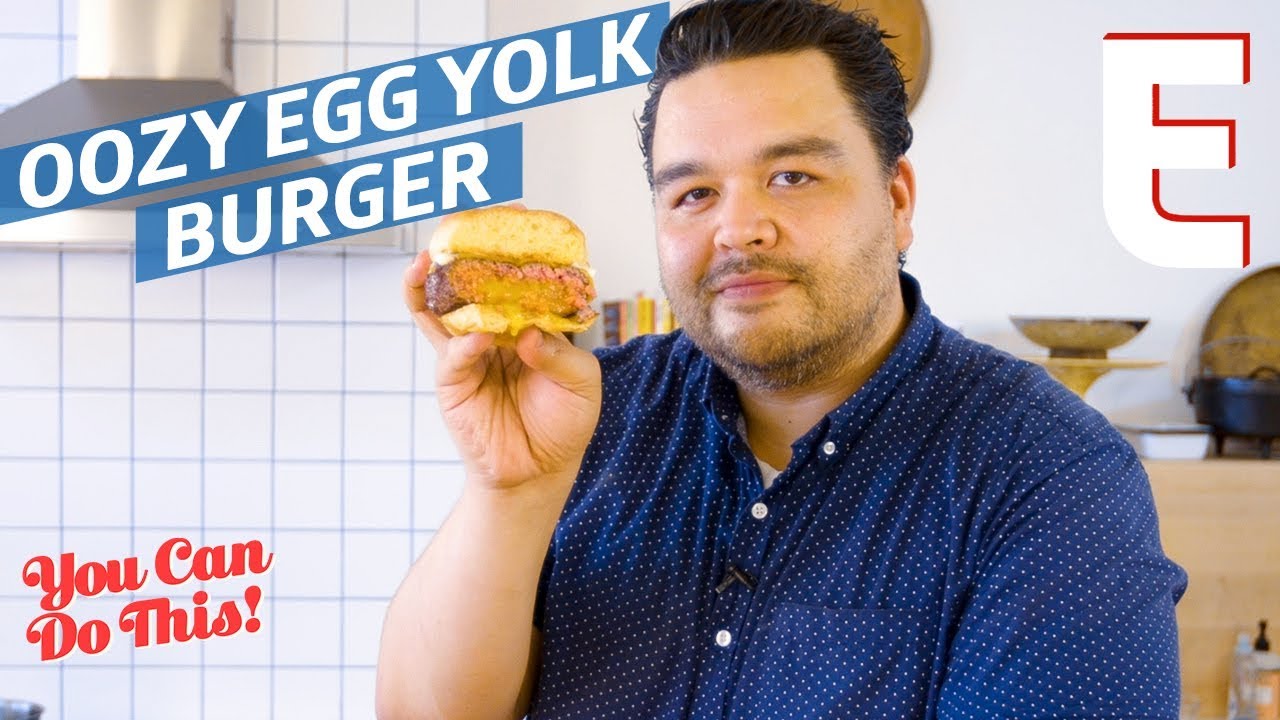 How to Make a Perfect Burger With an Egg Yolk Inside You Can Do This