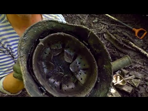 I FOUND GERMAN HELMETS IN EXCELLENT CONDITION + SVT-40 RIFLE / WW2 METAL DETECTING !