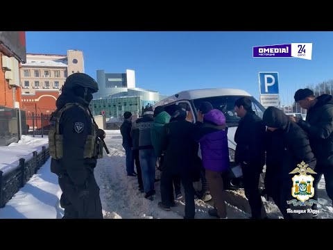 Что произошло. 25.02.25. 700 нарушений. В Югре 4 дня подряд проходили рейды по мигрантам