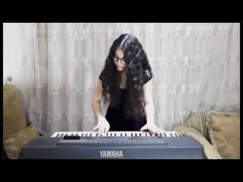 (PIANO COVER) AND SINGING BY LAVENIA - ارسم قلب و ضحكة علي الشبابيك