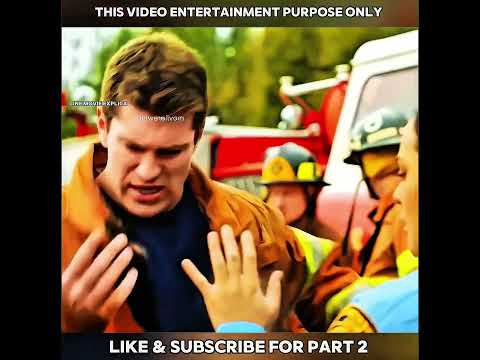 En medio de este mundo apareci贸 un gran muro de vidrio.馃П馃槼 #shorts #movie