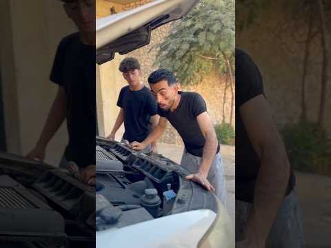 اغبى مصلح سيارات بالعالم🧑‍🔧😂 #shorts