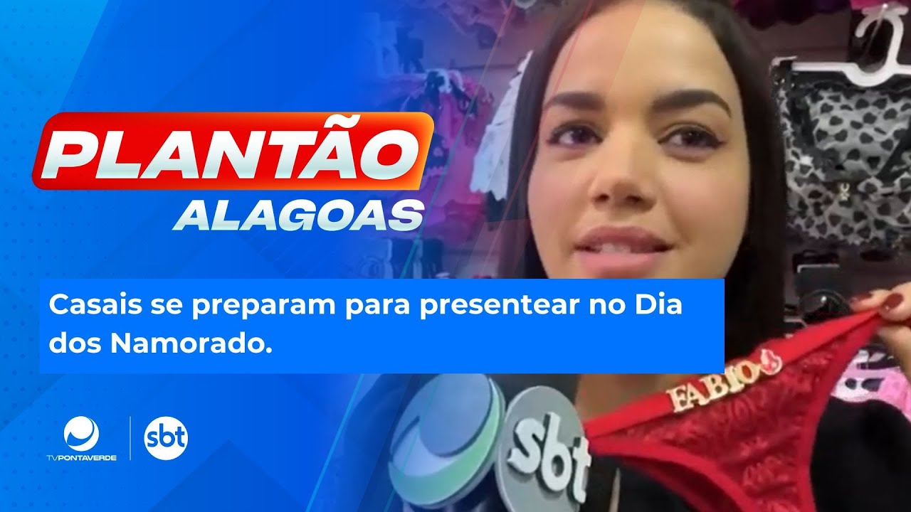 Casais se preparam para presentear no Dia dos Namorados.
