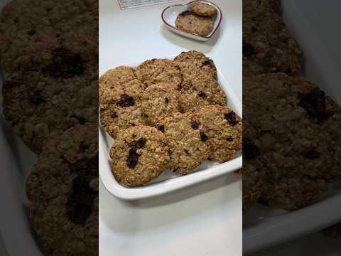 ホワイトデーにおすすめ!食物繊維たっぷりなグルテンフリーの低糖質なチョコチップオートミールクッキー💢#shorts