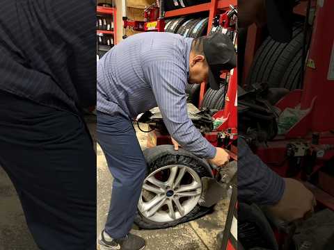Lo que pasa cuando ruedas la llanta si aire #reyestireshop