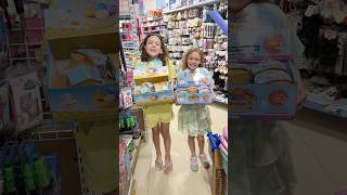 I think they want a Dumpling #jonathanjoly #shorts