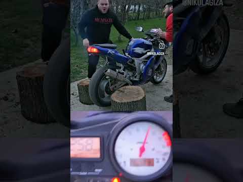 Ford 250kmh vs R6 300kmh #automobile #motorcycleaccessories #diy