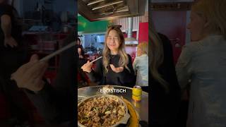 Ich würde ja niemals für Essen anstehen aber… 😌🤌🇰🇷 #berlinfood #koreanisch #bbq