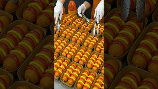 역대급 바삭쫀득한 핫도그? 어마어마하게 팔리는! 연잎 반죽 까만 핫도그 Amazingly delicious hot dog / Korean street food #shorts