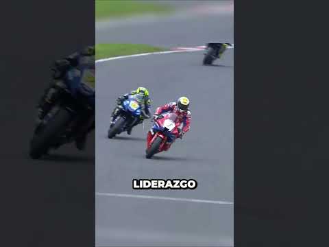 Este piloto se puso a llorar después de la carrera