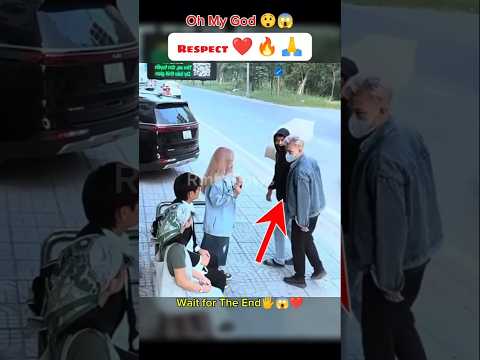 Stranger saves woman from theft