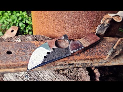 Making a Finger Hole Cleaver Knife from Scrap Metal