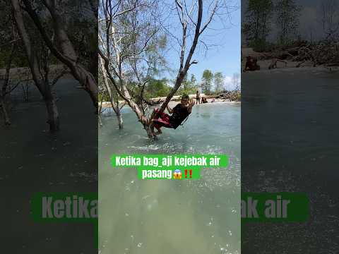 Ketika bag_aji kejebak air pasang😱‼️#minivlog #adventure #villagekidslife #comedy