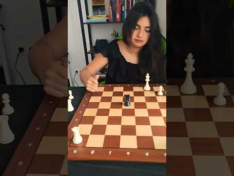 nunca abandones sin mirar todas tus posibilidades! #chess #shorts