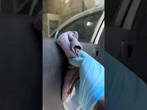 Remise au propre de cette voiture avec des cadres de portes plutôt sale 😅 #detailing