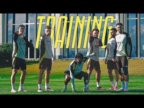 Juventus TRAINING before the first leg of the Playoff against PSV | Champions League