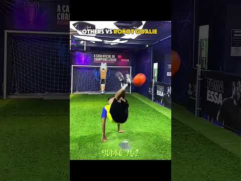 OTHERS V.S ROBOT GOALIE ๐