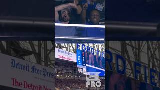Epic Crowd Reaction at Ford Field for Eminem and Barry Sanders!