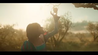 snow white picks apples scene- Snow White (2025)