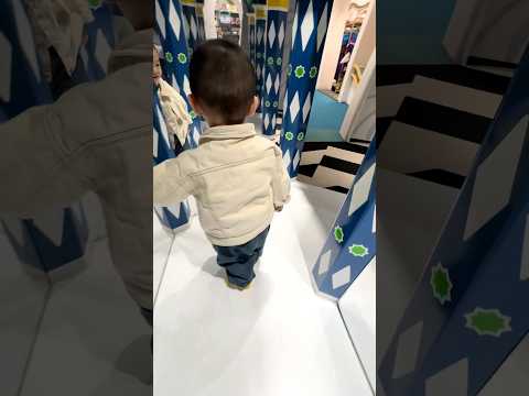 Little Genius Knows Every Maze Path #shortsvideo