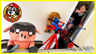Kids Pretend 🧨 MISSION IMPOSSIBLE - SPY KIDS Caleb, Isabel & Mary Find PIGLIN MOB & Save the World!