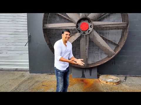 Akshay Kumar ALS Ice Bucket Challenge!