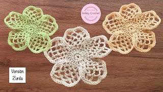 Flor mariposa a crochet versión zurda