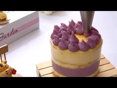 طحـ ت قدامه من الدرج ومسـك يدي وتفشـ لت😂💖
