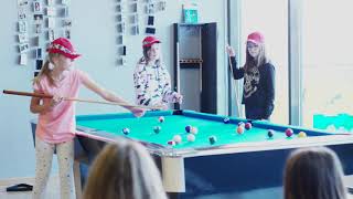 Der Theaterworkshop des talentCAMPus 2021 „Dramatisch!“ präsentiert: "Mobbing Walter"