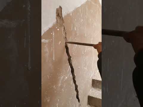 قص بلاط السيراميك وتركيب مخرج كهرباء الغسالة