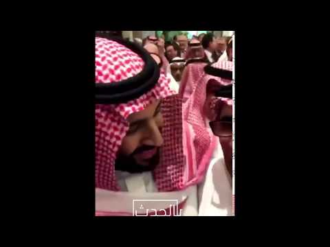 الأمير محمد بن سلمان يمازح برجس البرجس: أبغاك تنتقد مشروع نيوم قد ما تقدر