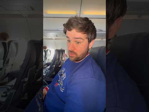 Cuando tu esposa siempre tiene comida en su bolso ๐
#chabelitaymichael #humor