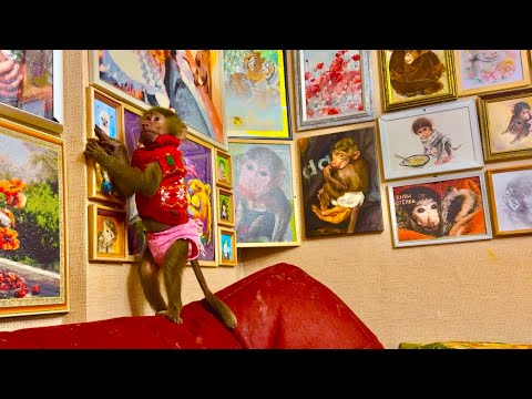 Тося и Маня нарядились и ждут с прогулки Степу с Люсей! Тося любуется картиной и ходит на ДВУХ НОГАХ