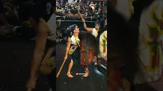 Sekuat kuatnya Mbah jaran kepang akhirnya terkapar juga kan ...#jarankepang #kbtm #jathilanndadi