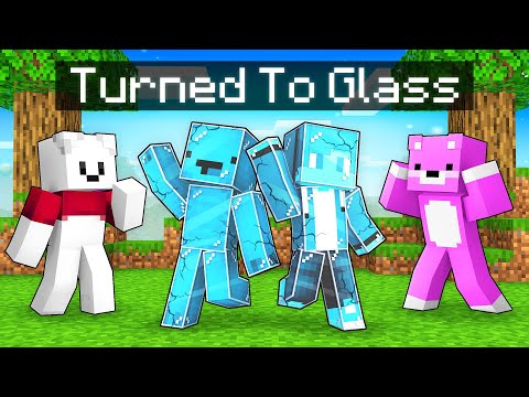 How JJ and Mikey TURNED TO GLASS in Minecraft? - Maizen