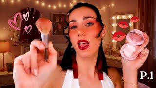 ASMR ❤️ tu Amiga Popular MEAN GIRL te MAQUILLA el primer día de Clase 🎀 Roleplay en Español P.1