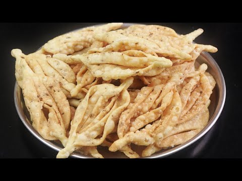 हलवाई जैसी खस्ता और कुरकुरी मठरी | Namkeen Mathri Recipe | Snacks Recipe | Cooking Whit Geeta |