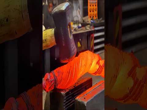 Steel Bar Evolution into a Battle Kukri – Satisfying ASMR