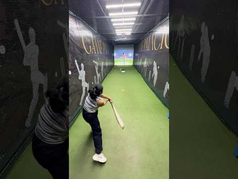 One in a million moment in my life wife playing Virtual Cricket #trending #viralvideo #shorts