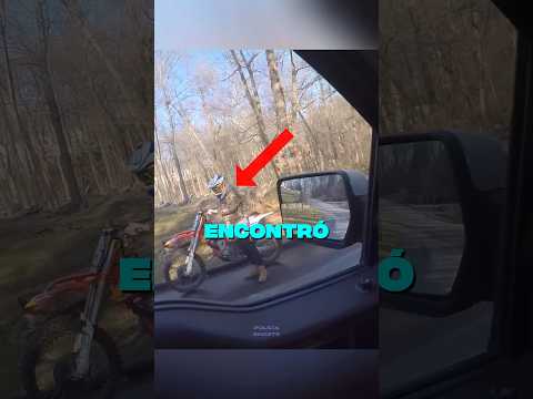 Motociclista se enfrentó al ladrón y todo salió mal 🤯