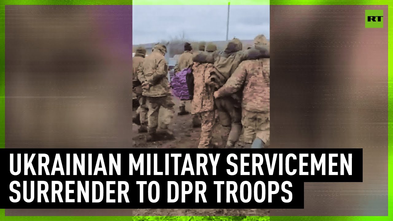 Ukrainian Military Servicemen Surrender to DPR Troops