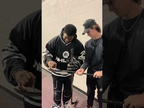 Gotta get that Pk subban signature ๐โก๏ธ